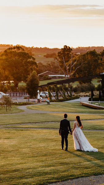 Levantine Hill Estate wedding photo d&s