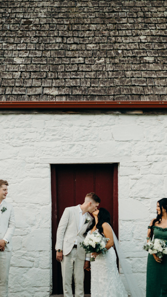 Emu Bottom Homestead wedding photo j&j