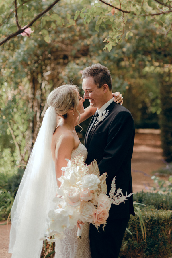 ON_Melbourne_Wedding_Photography_Ampelon_Gardens_-93