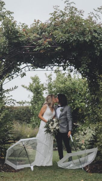 baxter barn wedding photo r&b