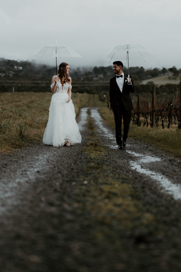 LY_Melbourne_Wedding_photography_Vines_of_the_yarra_valley_-156