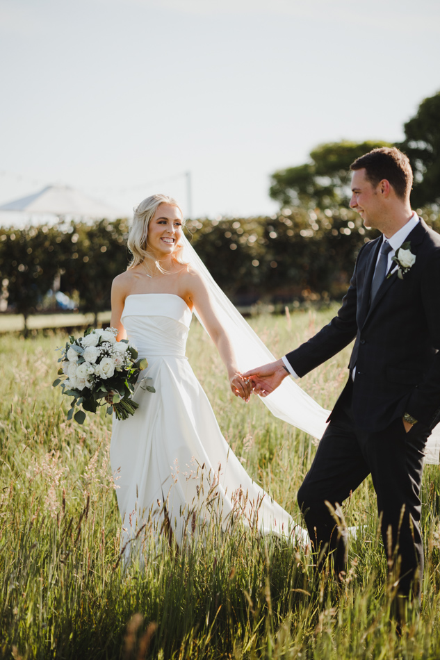 81949-Vines-of-the-Yarra-Valley-wedding-86