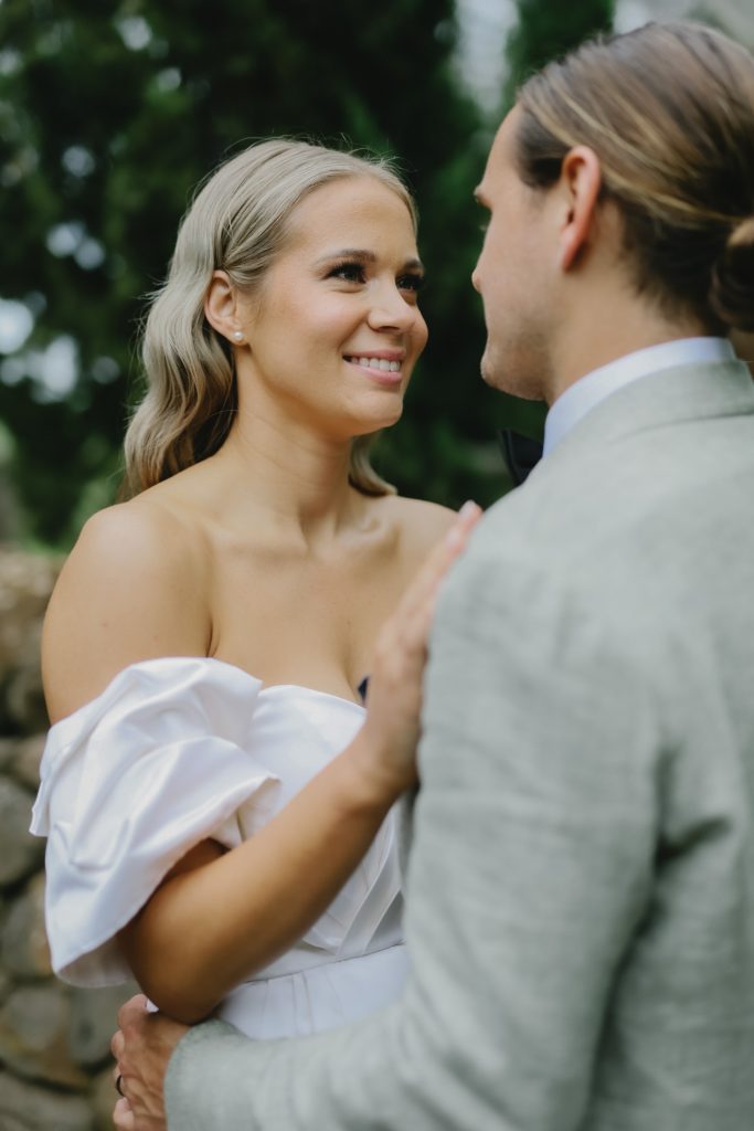 82014-The-Orchards-farm-wedding-120