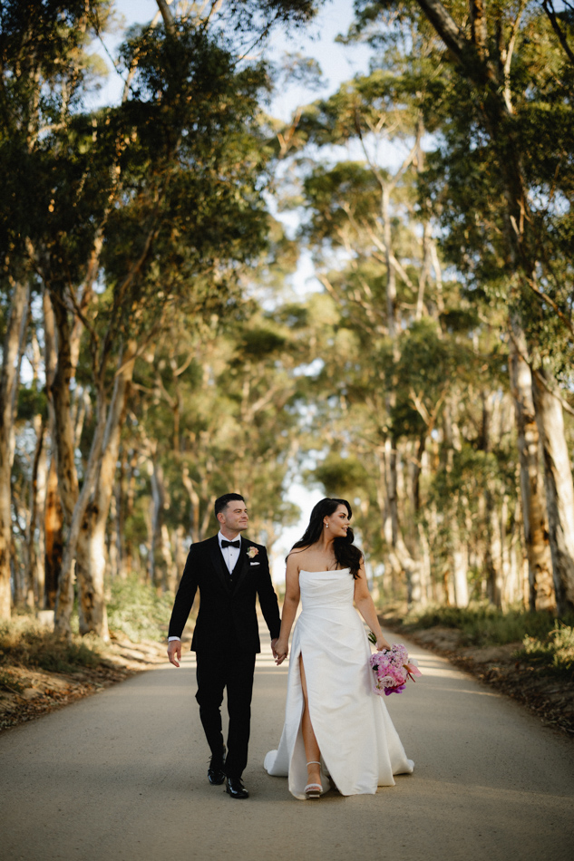 83025 Shadowfax Winery 0074