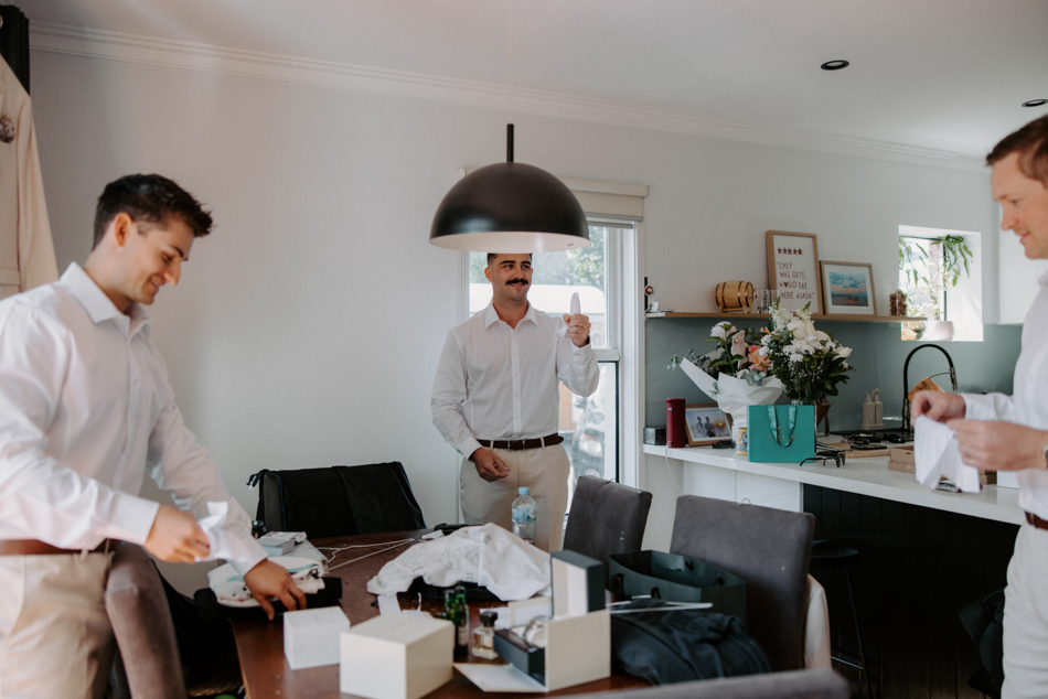 83085 Pier Farm 0100