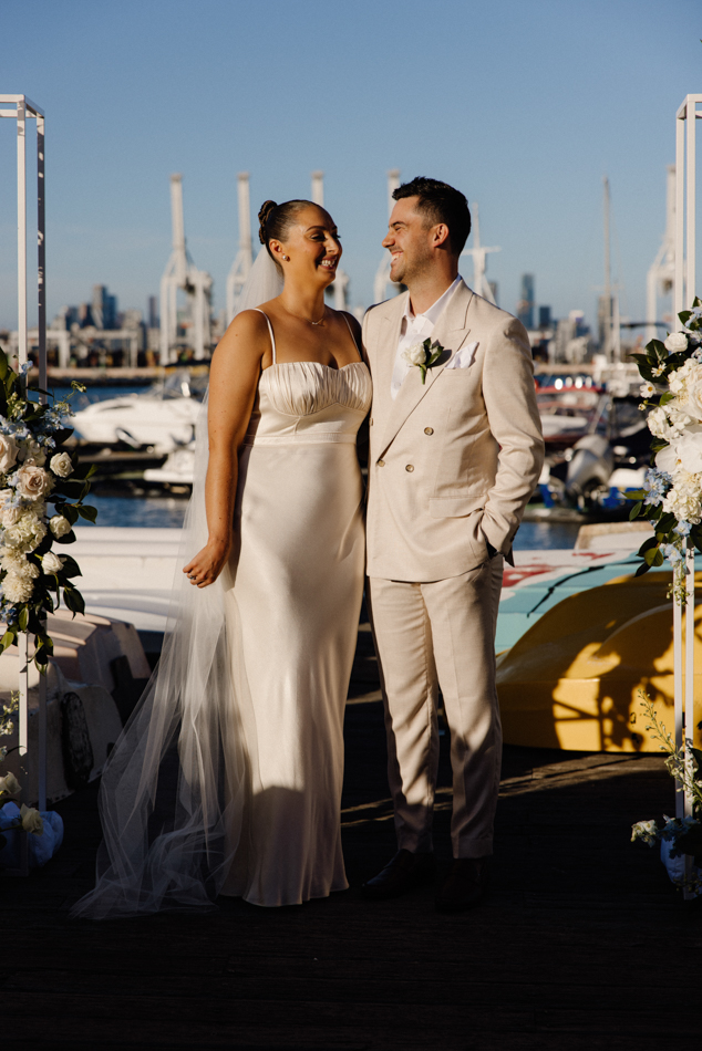 83085 Pier Farm 0203