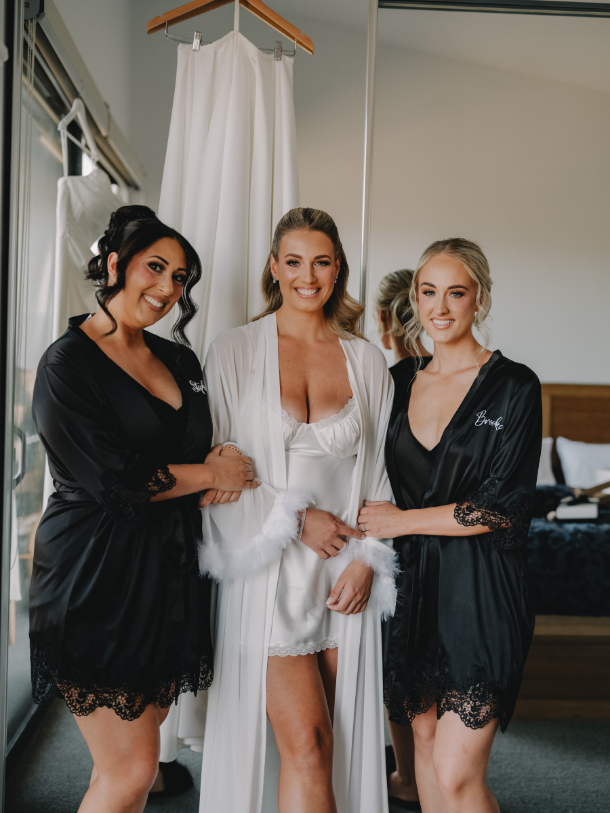 83110 Zonzos Estate (302)