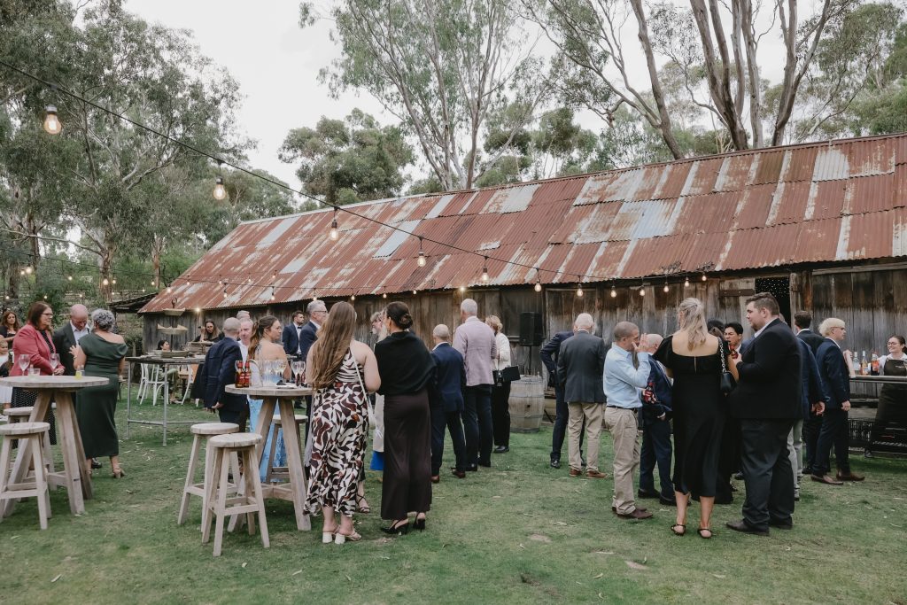 83193 the epicurean (105)