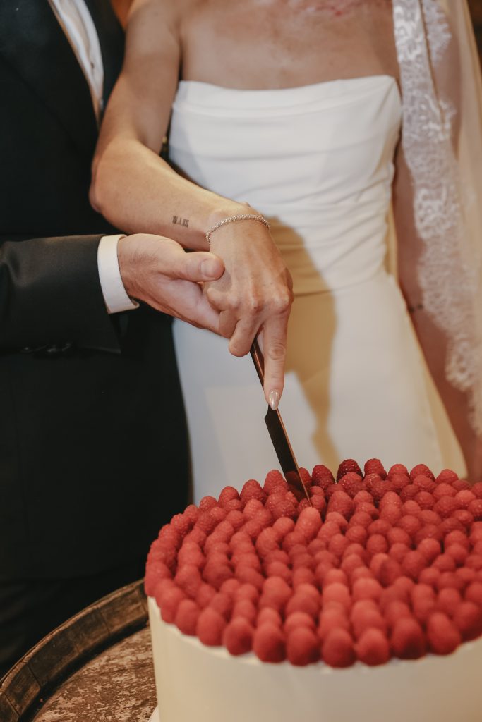 83193 the epicurean (94)