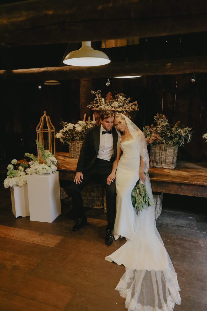 83193 the epicurean (98)